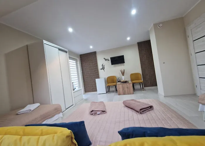 Luna Mieroszyno Rum i privatbostad Jastrzębia Góra