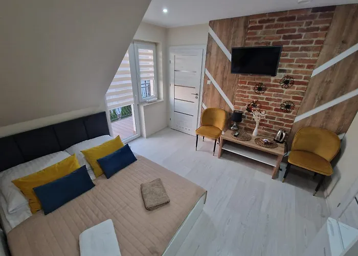 Luna Mieroszyno * Jastrzębia Góra